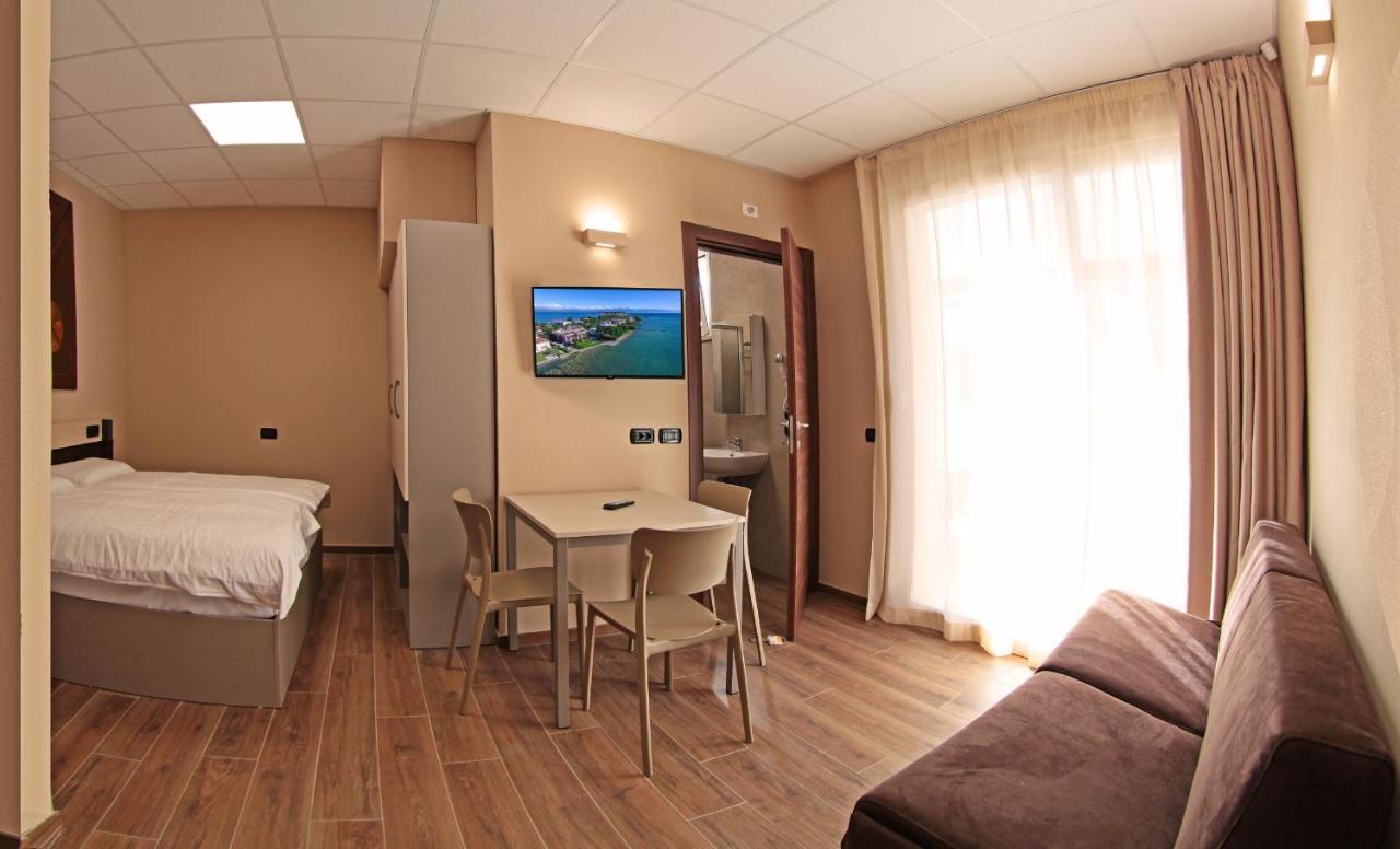 Smeraldo Dip Villa Canneto Sirmione Dış mekan fotoğraf